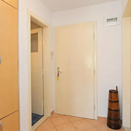 With A Parking Space - 18498 Apartament Makarska