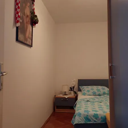Apartament With A Parking Space - 18498 *